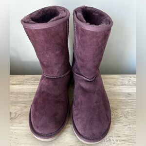 UGG Australia Women's Winter Boots in Deep Purple size 7